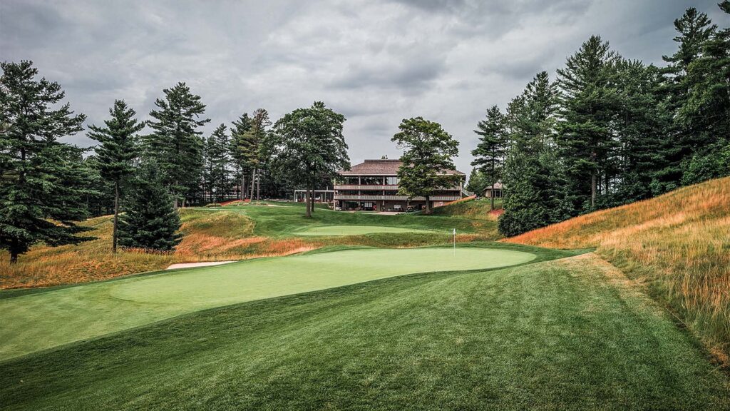 Beacon Hall Golf Club